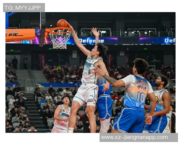 媒体人分析杨瀚森表现需增加上场时间与体能提升才能激发积极性