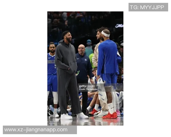 浓眉因伤缺席独行侠对灰熊比赛连续缺阵已达四场