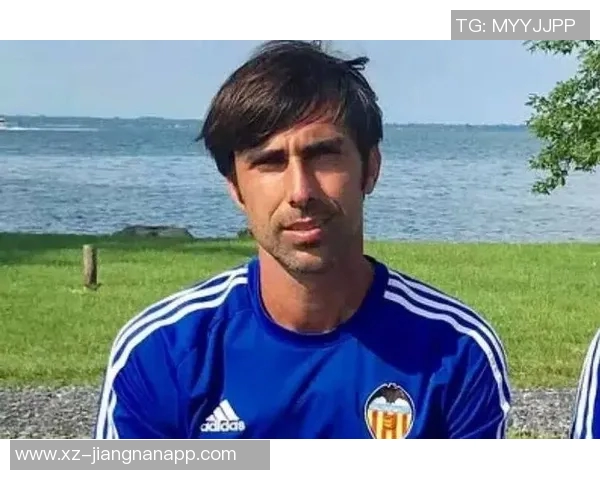 皇马官方深切哀悼瓦伦女足B队教练费尔南多马丁及其三名子女不幸离世